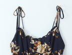 Floral slimming and slimming shoulder strap suspender dress