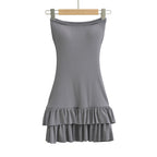 Strapless dress with chest cushion