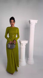 Robe longue de style automnal en satin pour banquet de la Présidente