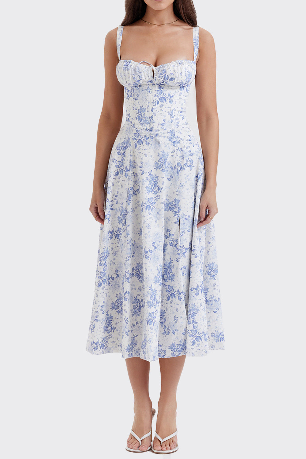 Elegant and fashionable suspender dress