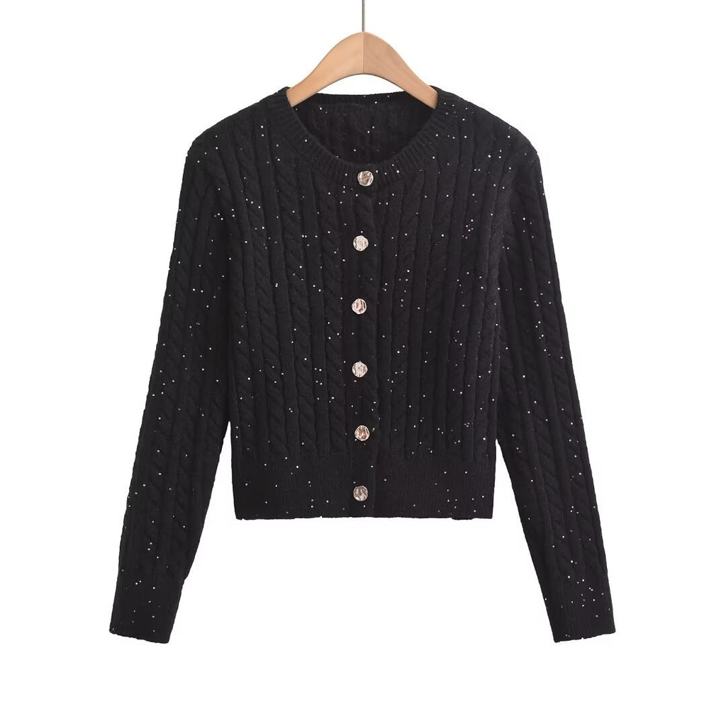 Slim fit round neck single breasted sweater