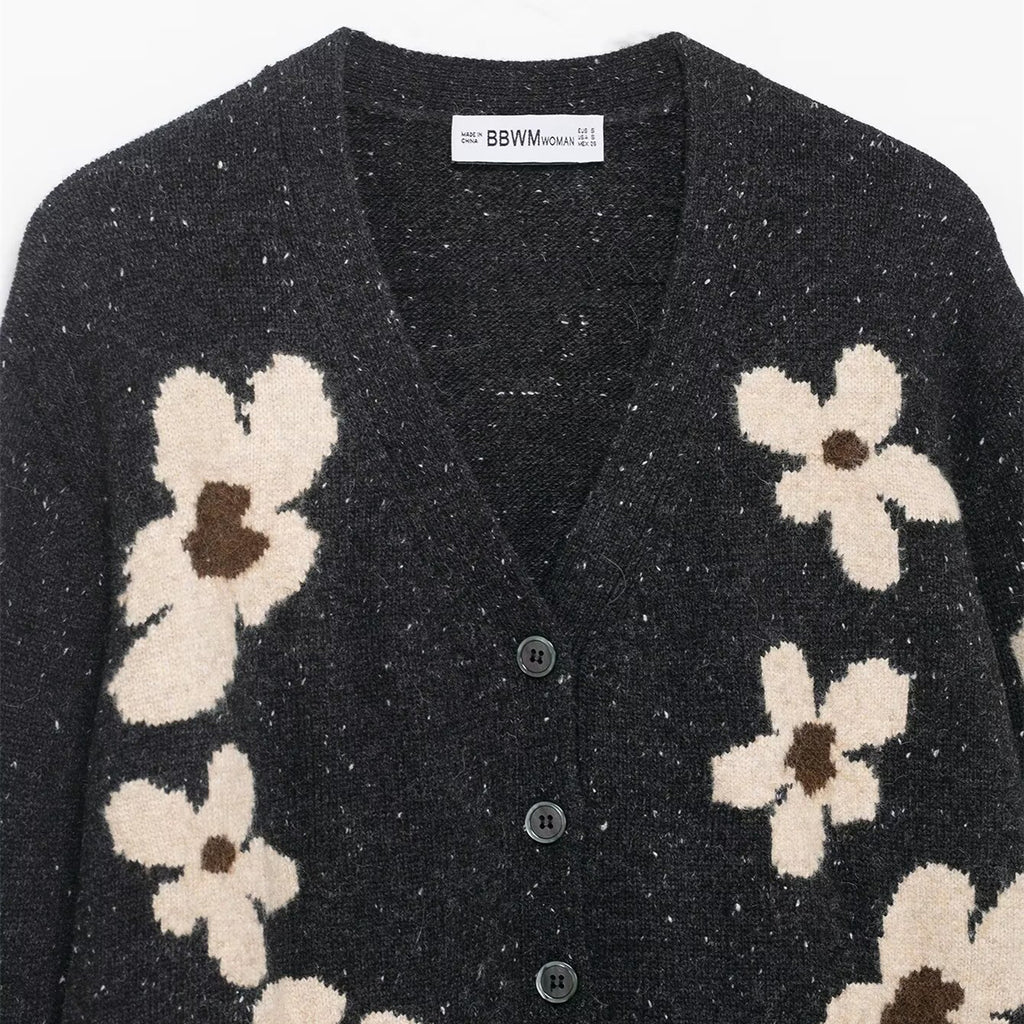 Flower jacquard knitted loose jacket