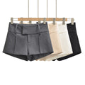 Shorty amincissant évasé taille basse, ajusté aux hanches pour femme