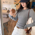 Top tricoté pour femme avec col rond creux unique, coupe ajustée, élégant et amincissant, à porter en dessous