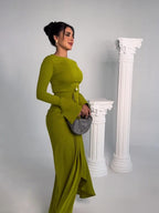Robe longue de style automnal en satin pour banquet de la Présidente
