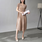 Robe Plissée Ample