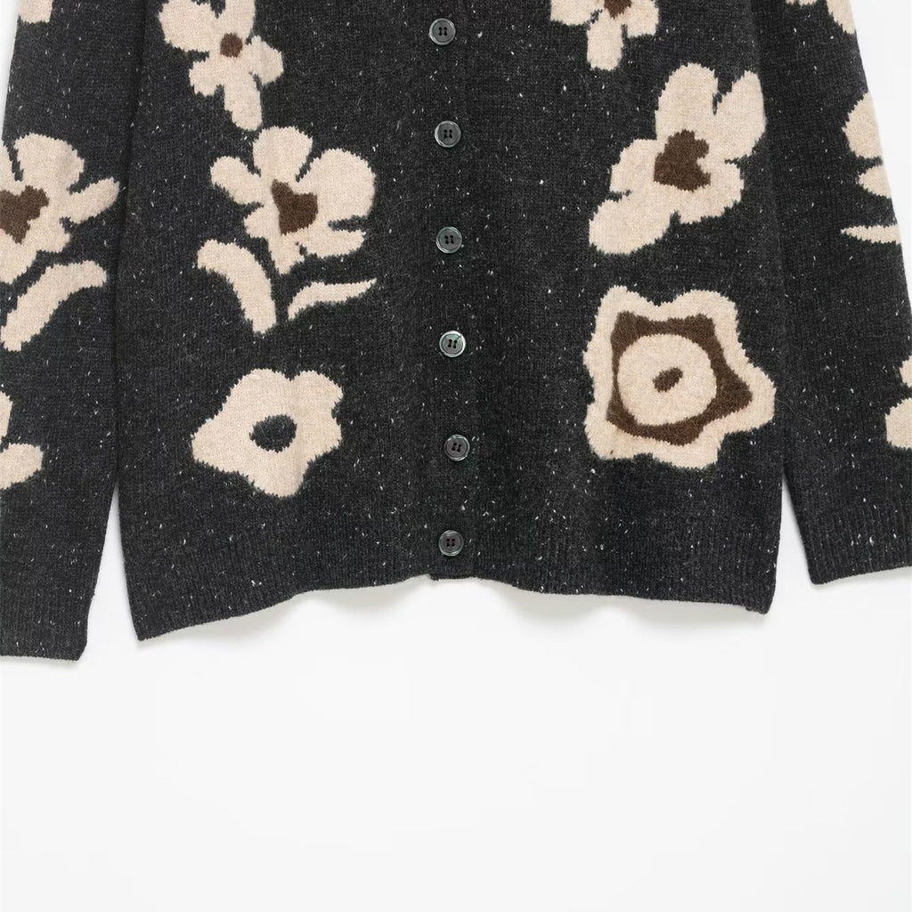 Flower jacquard knitted loose jacket
