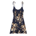 Floral slimming and slimming shoulder strap suspender dress