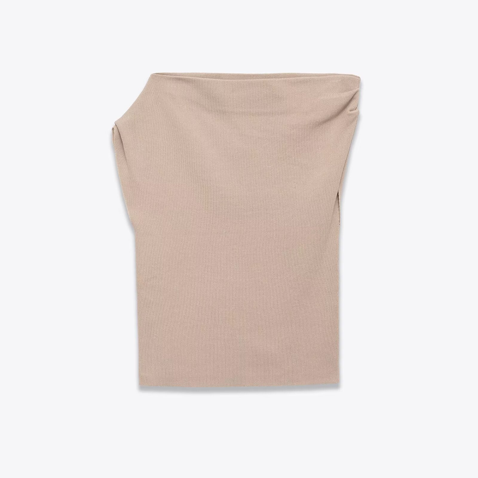 Versatile asymmetric knitted top