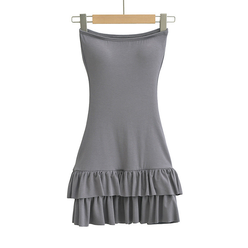 Strapless dress with chest cushion